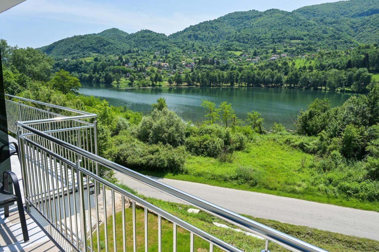 Villa Anita Яйце Екстериор снимка