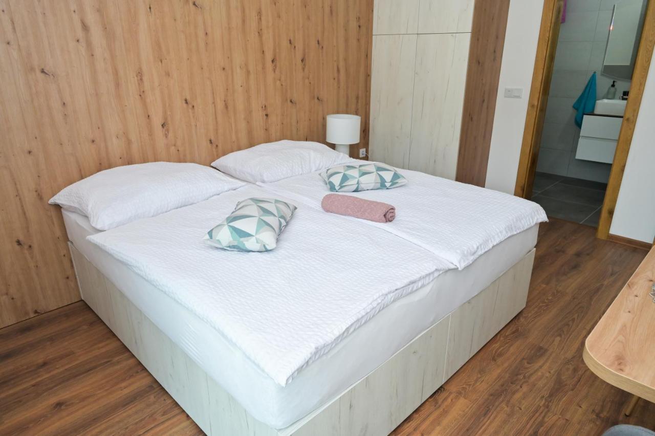 Villa Anita Яйце Екстериор снимка