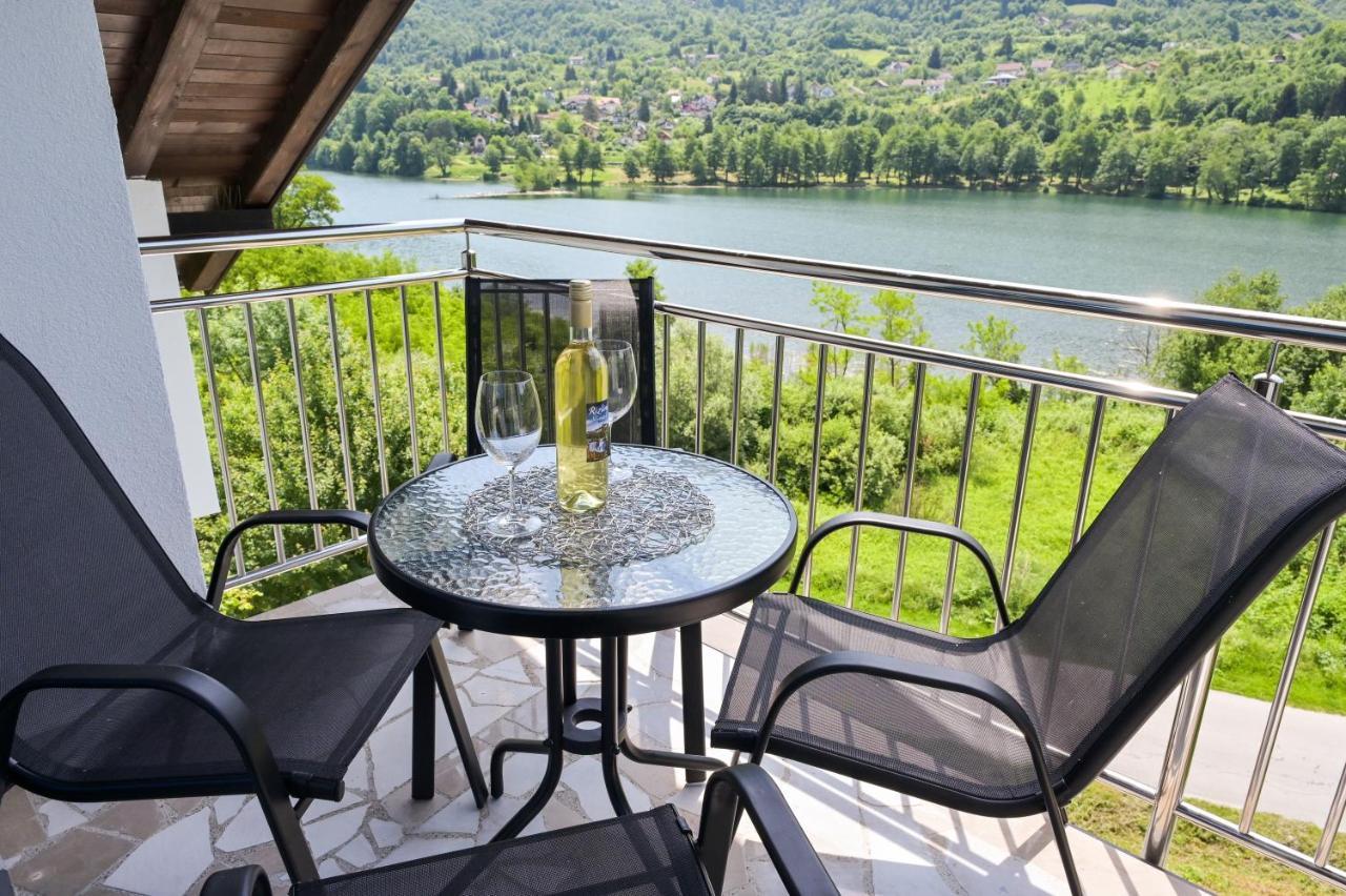 Villa Anita Яйце Екстериор снимка