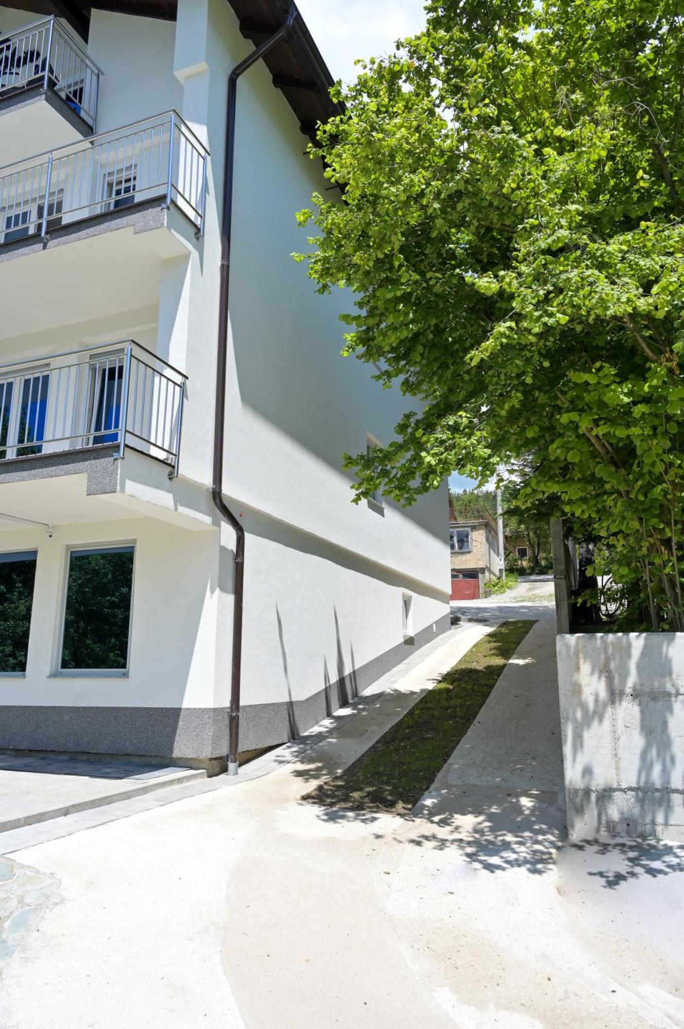 Villa Anita Яйце Екстериор снимка