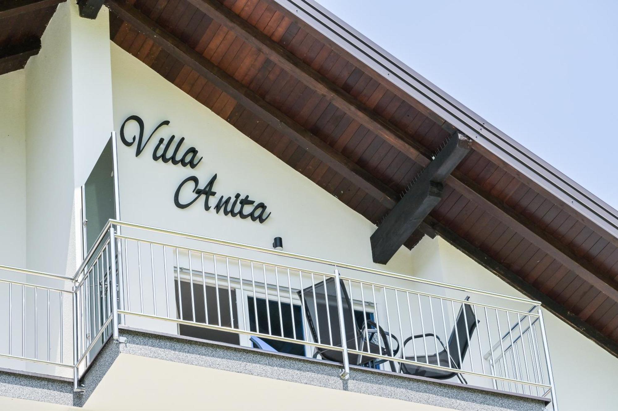 Villa Anita Яйце Екстериор снимка