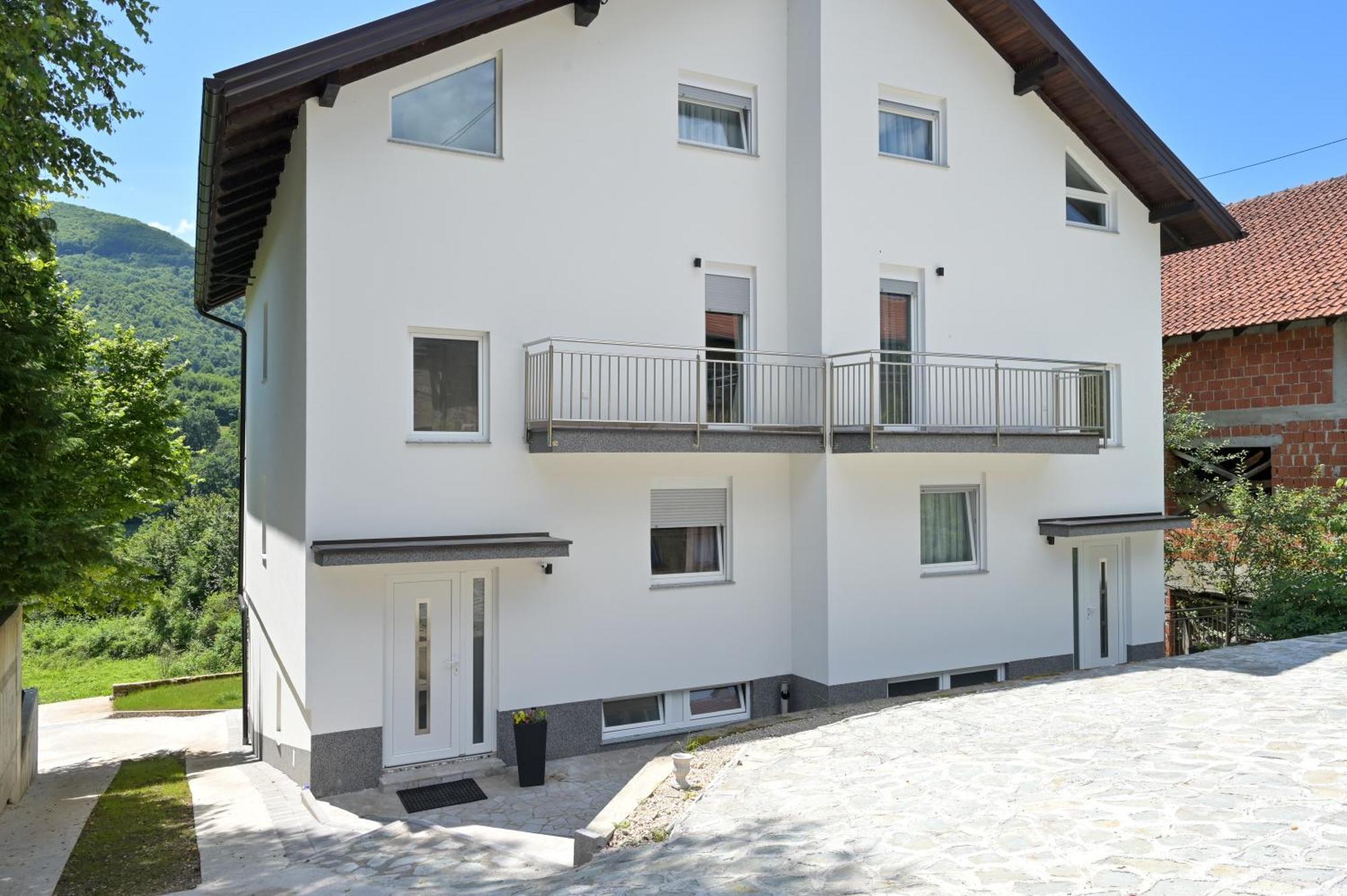 Villa Anita Яйце Екстериор снимка