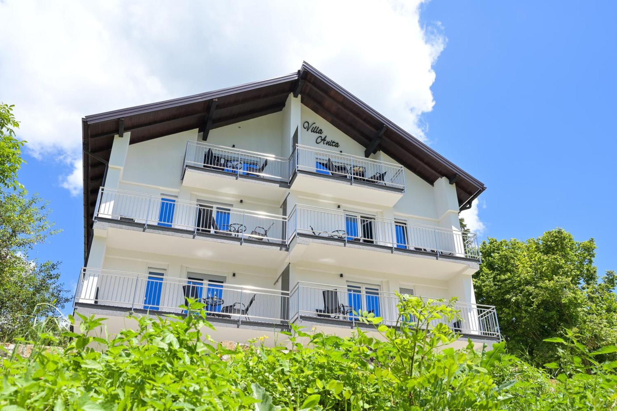Villa Anita Яйце Екстериор снимка